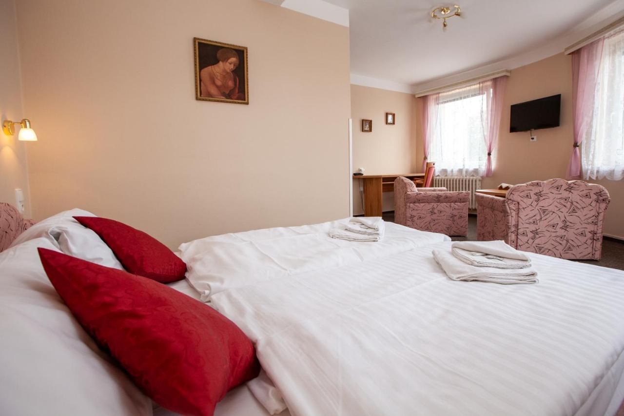 Hotel Stella Πίλζεν Εξωτερικό φωτογραφία