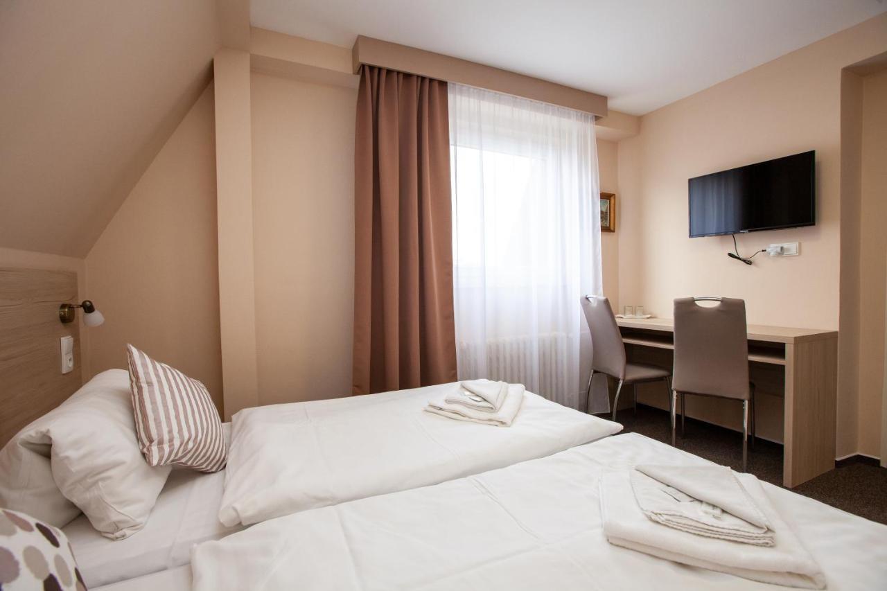 Hotel Stella Πίλζεν Εξωτερικό φωτογραφία