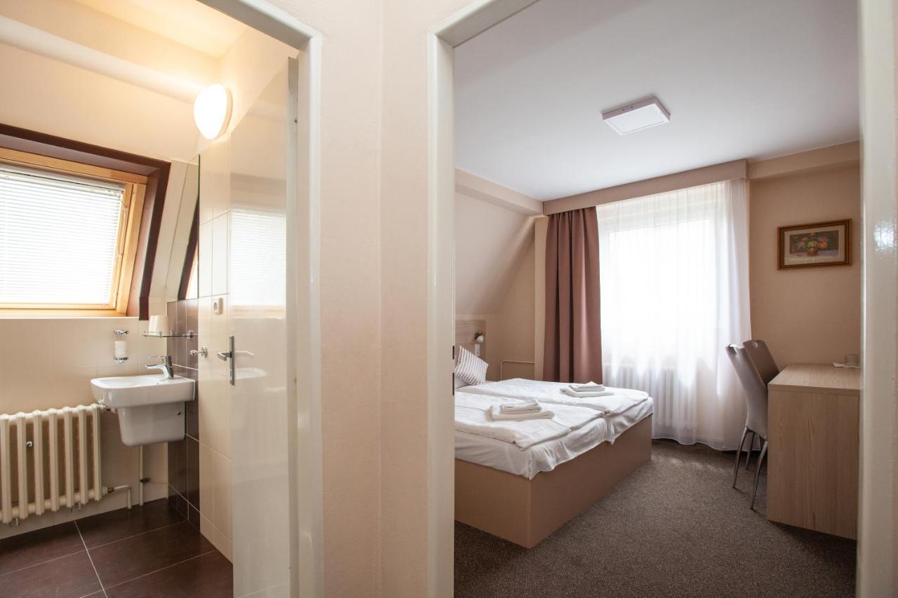 Hotel Stella Πίλζεν Εξωτερικό φωτογραφία