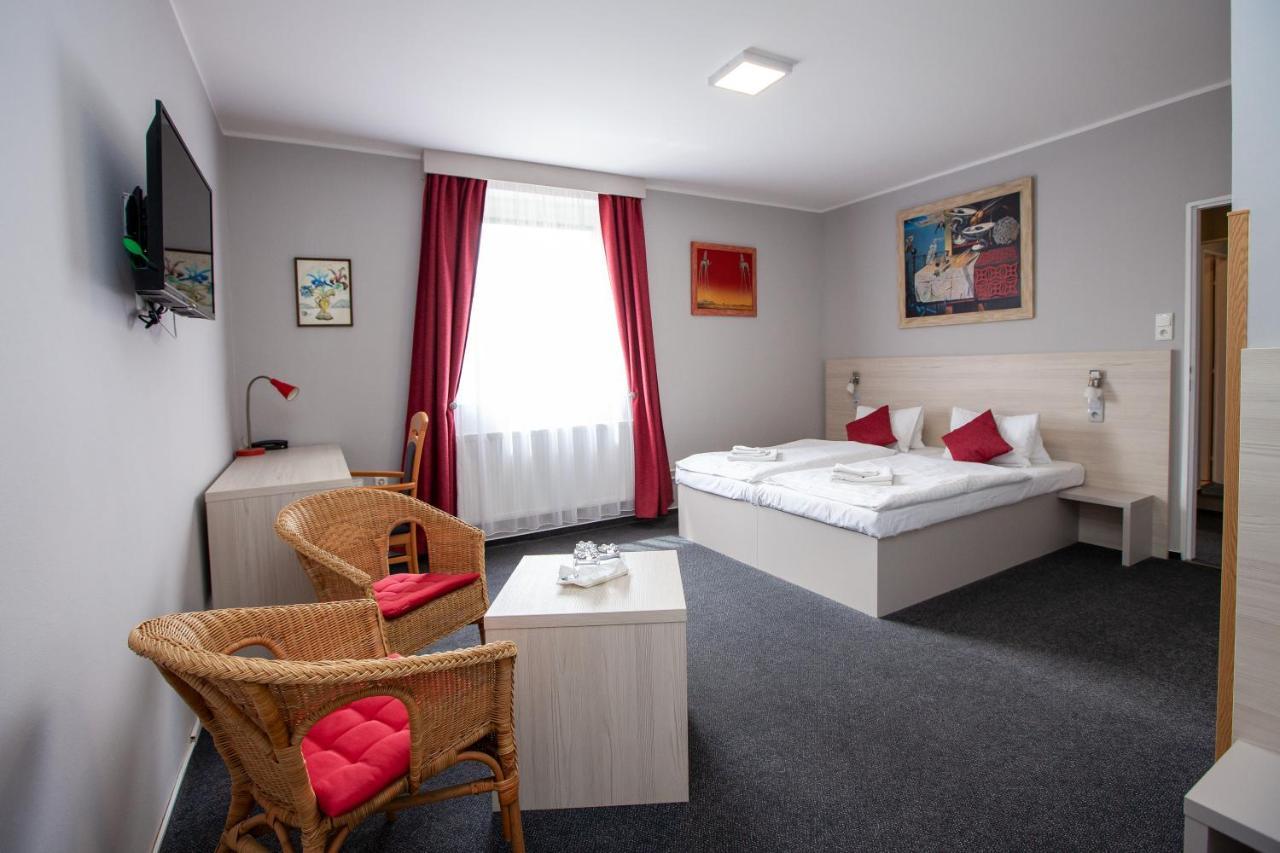Hotel Stella Πίλζεν Εξωτερικό φωτογραφία