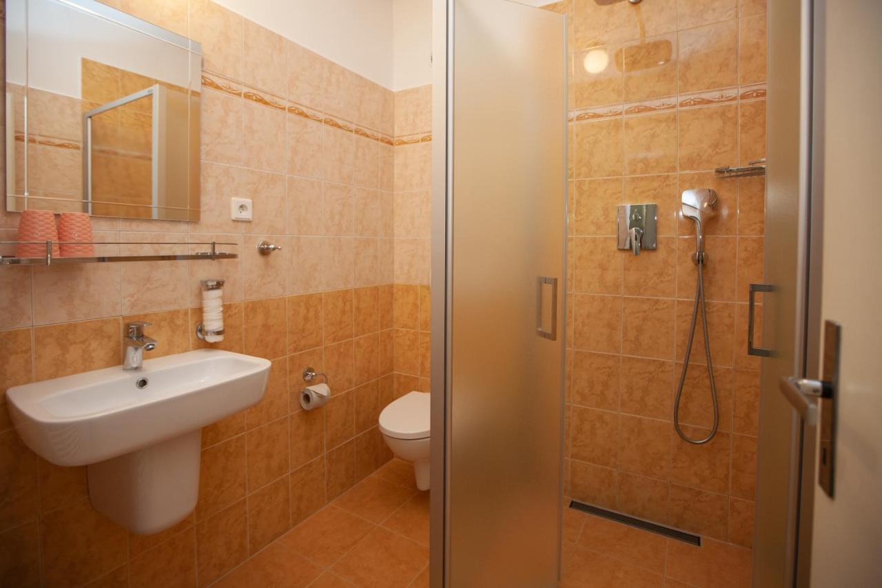 Hotel Stella Πίλζεν Εξωτερικό φωτογραφία