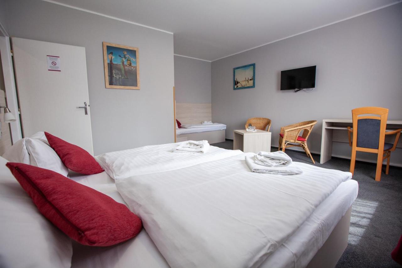 Hotel Stella Πίλζεν Εξωτερικό φωτογραφία
