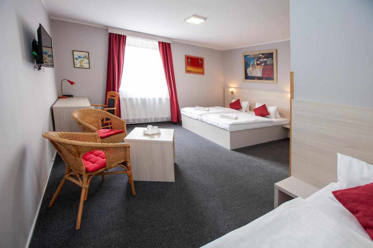 Hotel Stella Πίλζεν Εξωτερικό φωτογραφία